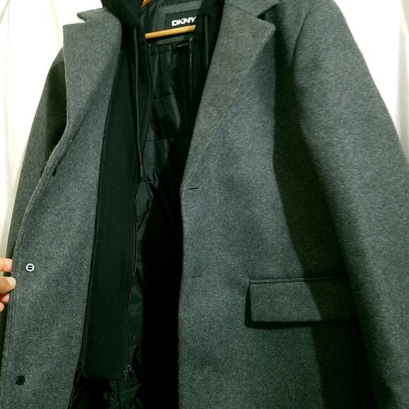 DKNY Men’s Gray Coat Large Removable Black Hoodie NWT - Picture 11 of 16